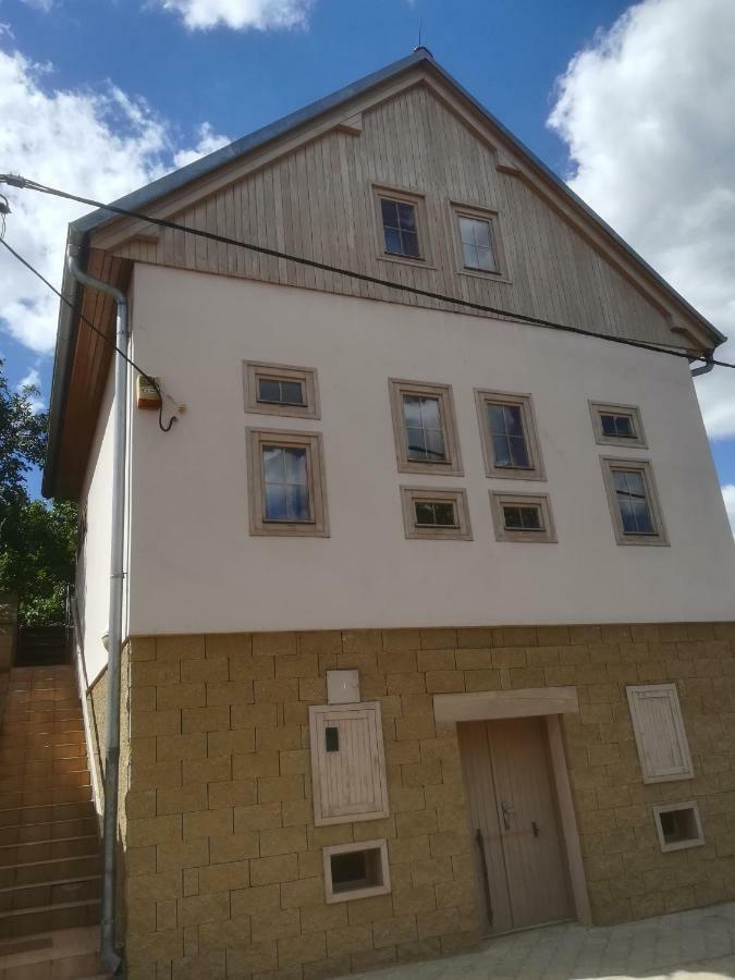 Ubytování u Křížů Bulhary Esterno foto